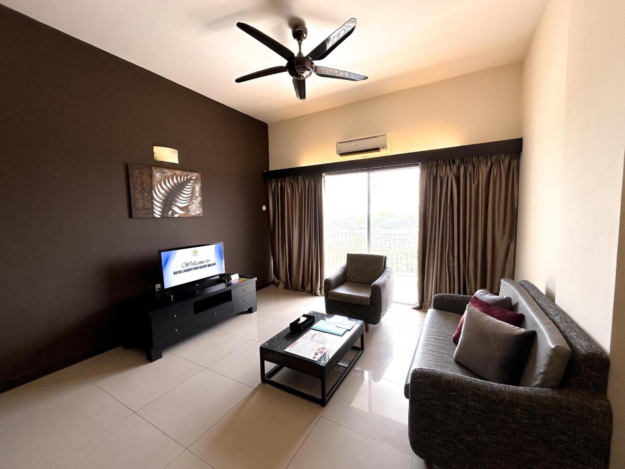 Bayou Lagoon Park Resort Malacca Ngoại thất bức ảnh
