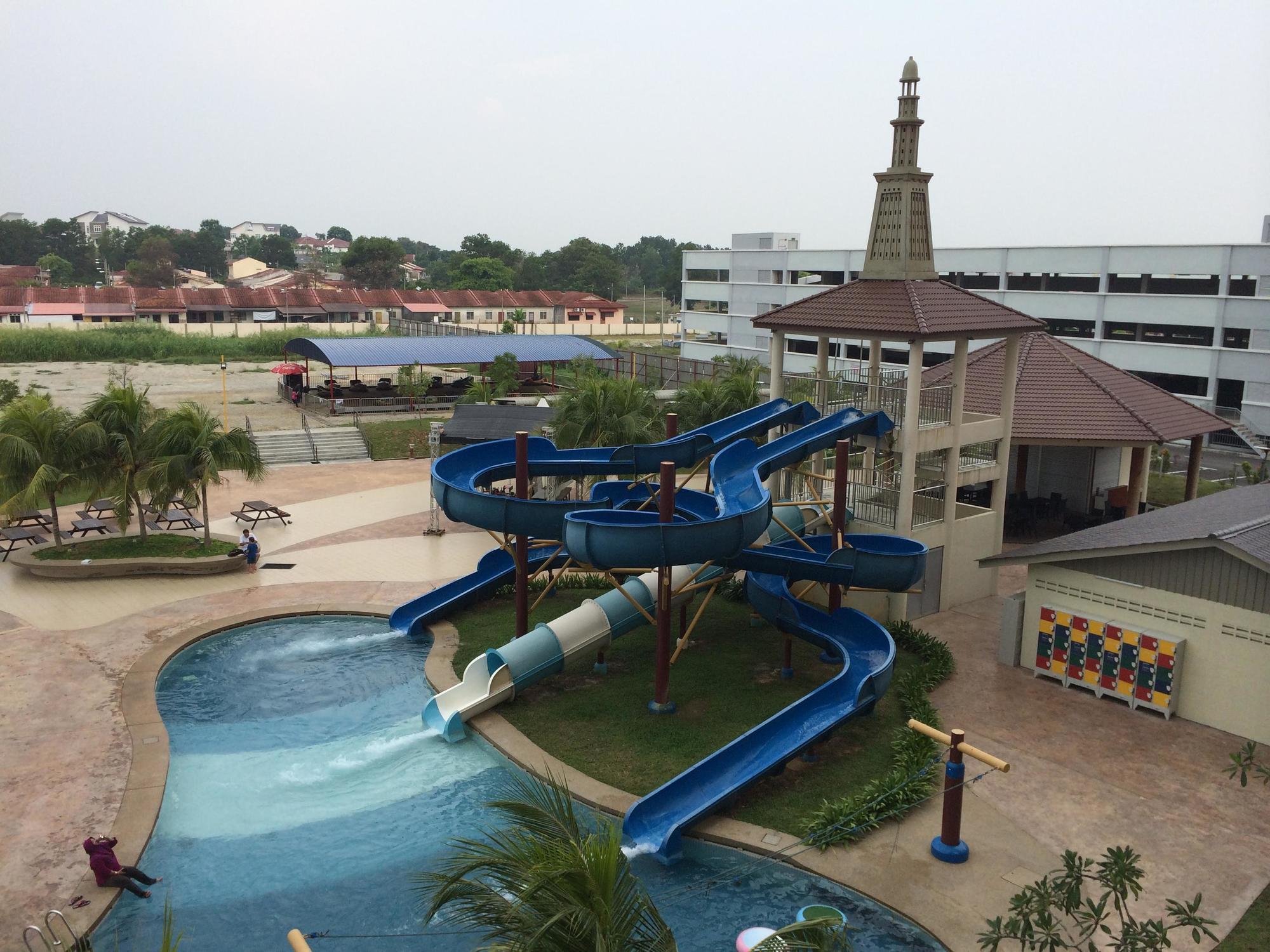 Bayou Lagoon Park Resort Malacca Ngoại thất bức ảnh