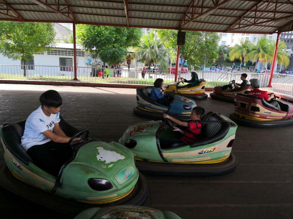 Bayou Lagoon Park Resort Malacca Ngoại thất bức ảnh